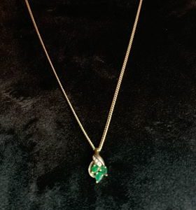 Princess pendant with emeralds and diamonds GOLD