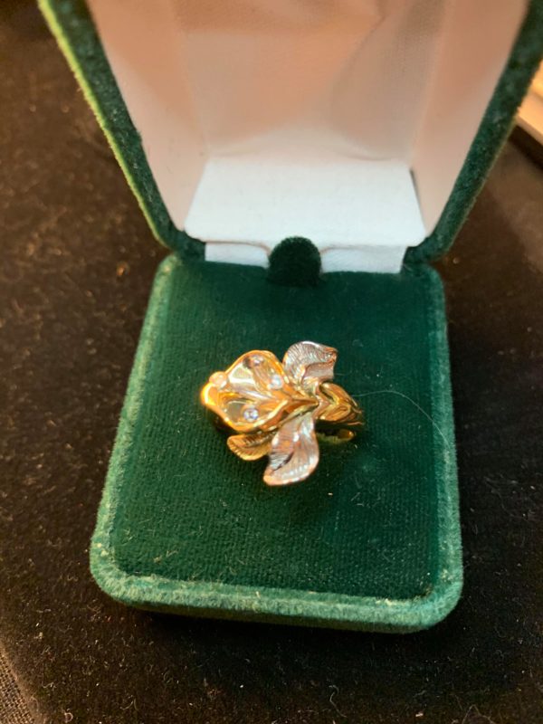 The Diamond Orchid Golden Ring