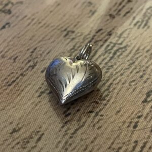 Petit sterling silver heart pendant
